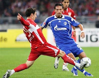 阿森纳凭借 阿森纳凭借